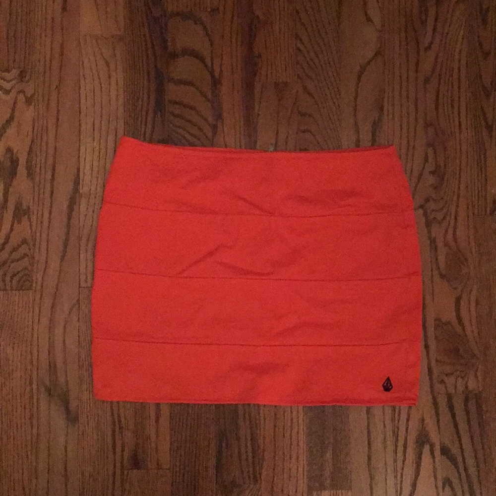 Volcom orange skirt